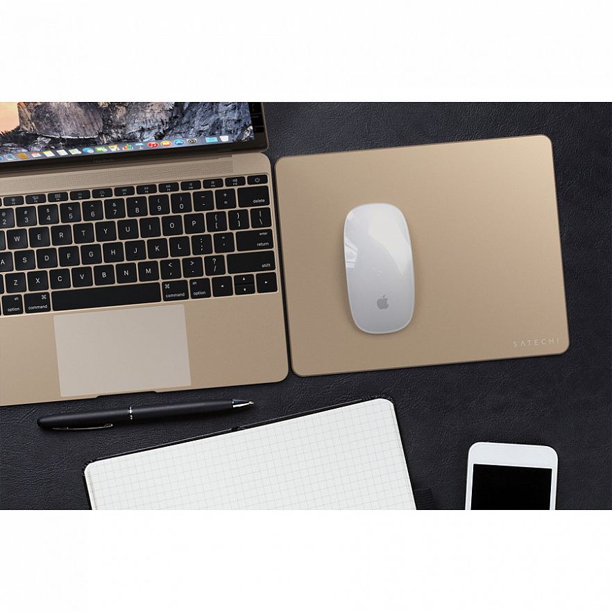 Коврик Satechi Aluminum Mouse Pad для компьютерной мыши. Материал алюминий. Цвет золотой