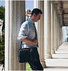 Сумка Tomtoc Defender Laptop Shoulder Bag A42 для ноутбуков 16". Цвет: чёрный